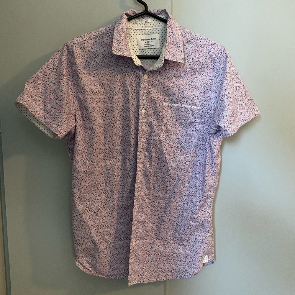 Cute button down - Picture 3 of 5